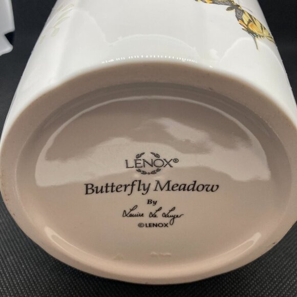 Lenox Butterfly Meadow utensil crock - Picture 3 of 4
